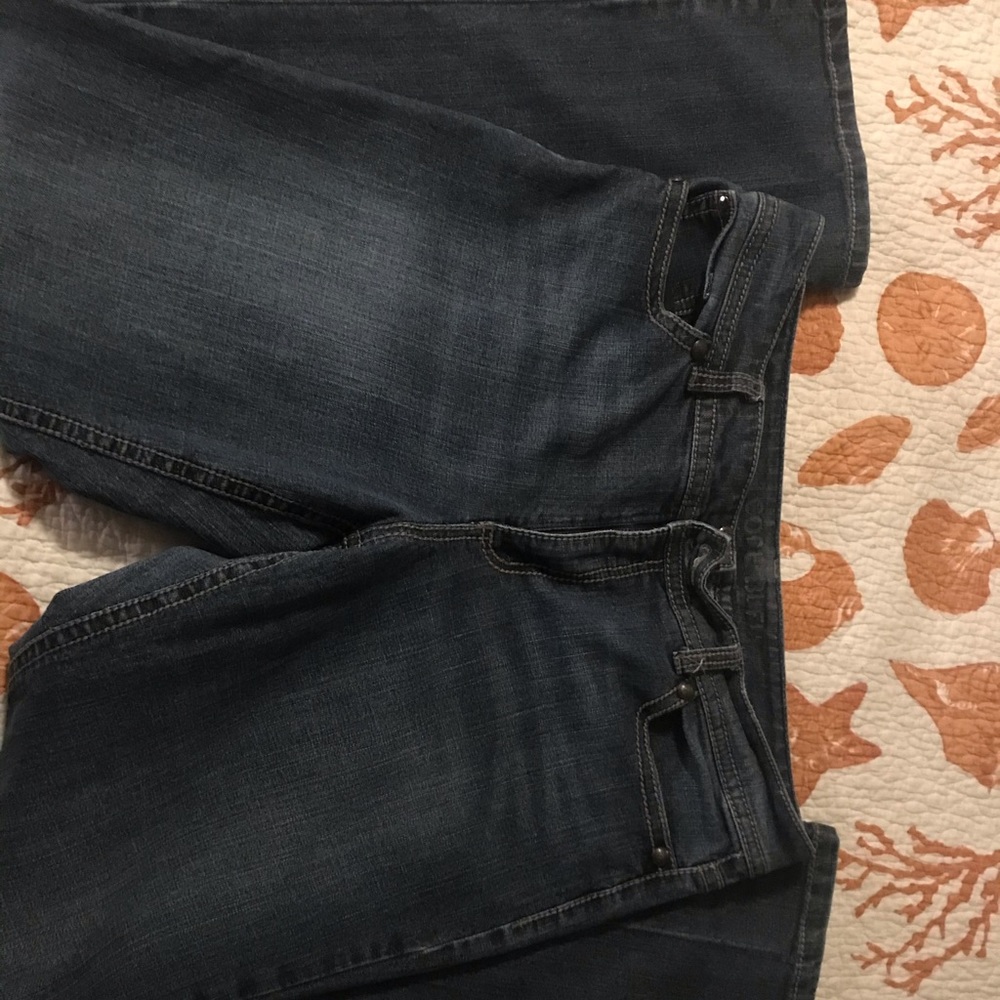 Earl Jeans
